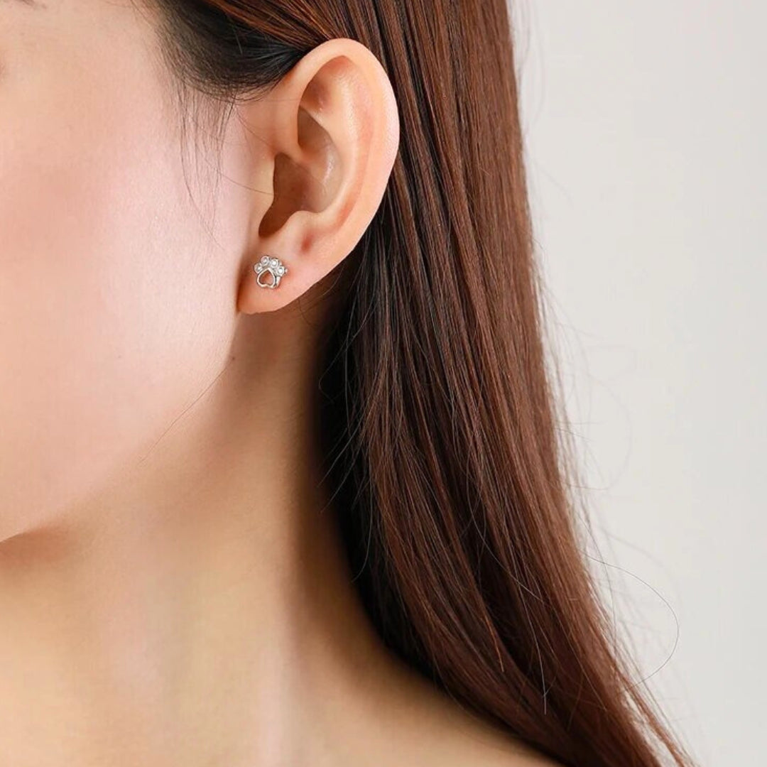 Paw Ear Studs Made of 925 Silver with Zirconia