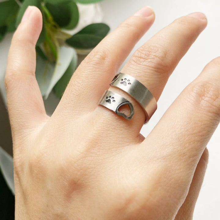 Adjustable Paw Heart Twist Ring in Stainless Steel