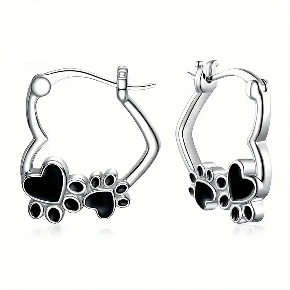 Heart-Paw Hoop Earrings – Silver-Colored Animal Motif Earrings with Black Enamel Design