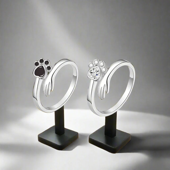 Adjustable Paw Ring made of 925 Silver – Hand-in-Paw Design