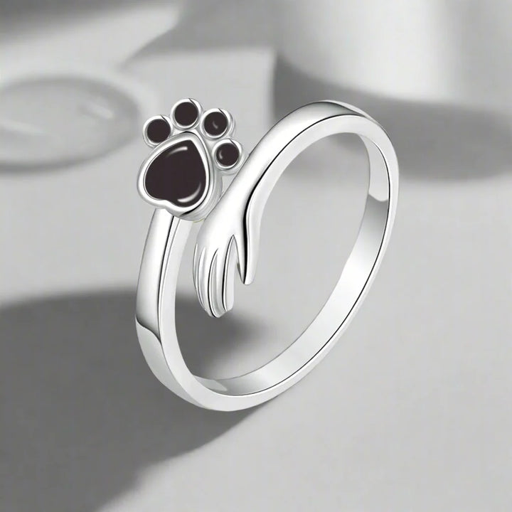 Adjustable Paw Ring made of 925 Silver – Hand-in-Paw Design
