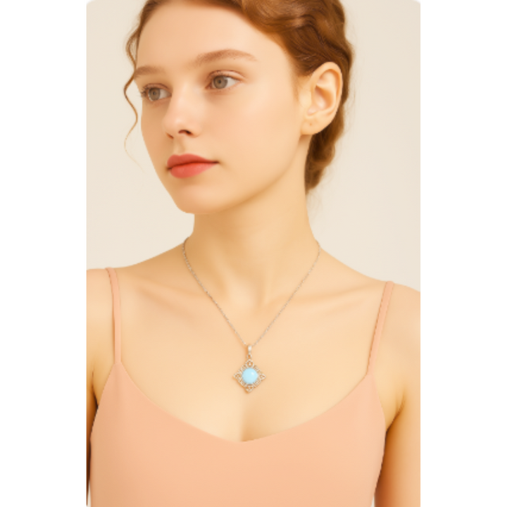 Gisela Mondstein Necklace